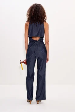Lochloch sleeveless chambray button up