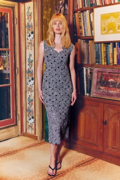 Muromuro crochet dress